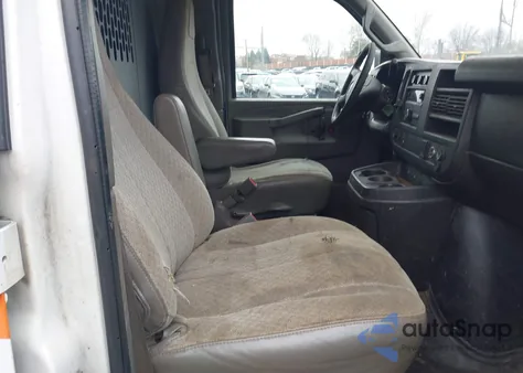 2017 GMC Savana 3500 Work Van из США, поврежденный, VIN 1GTZ7GFG1H1144145